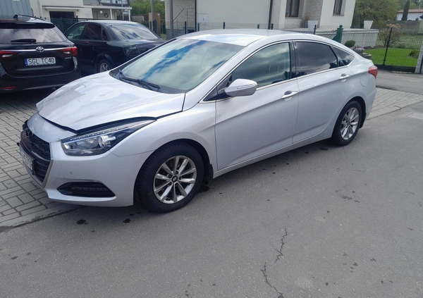 Hyundai i40 cena 19900 przebieg: 333000, rok produkcji 2015 z Elbląg małe 79